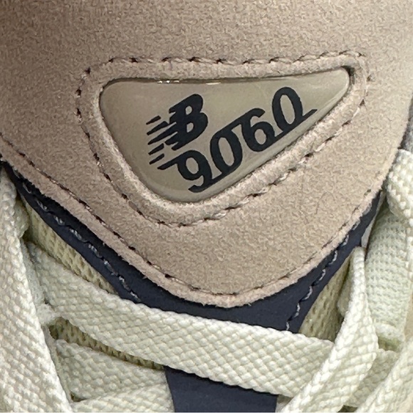 New Balance 9060 Sneakers. Size 5.5 boys, Women 7 - Picture 7 of 9